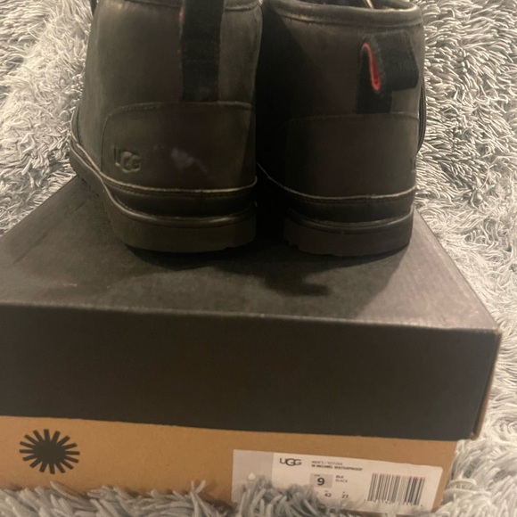 UGG Men’s Neumel Waterproof Boots - Picture 5 of 6